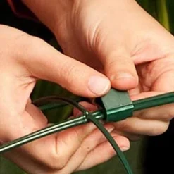 Flexible Garden Grid Clips, Set Of 12