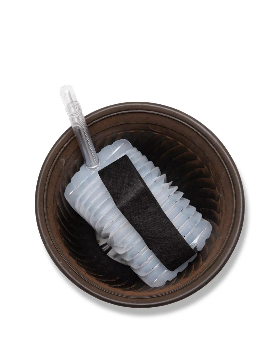 Adjustable Self-Watering Insert For Pots And Planters - Image 11